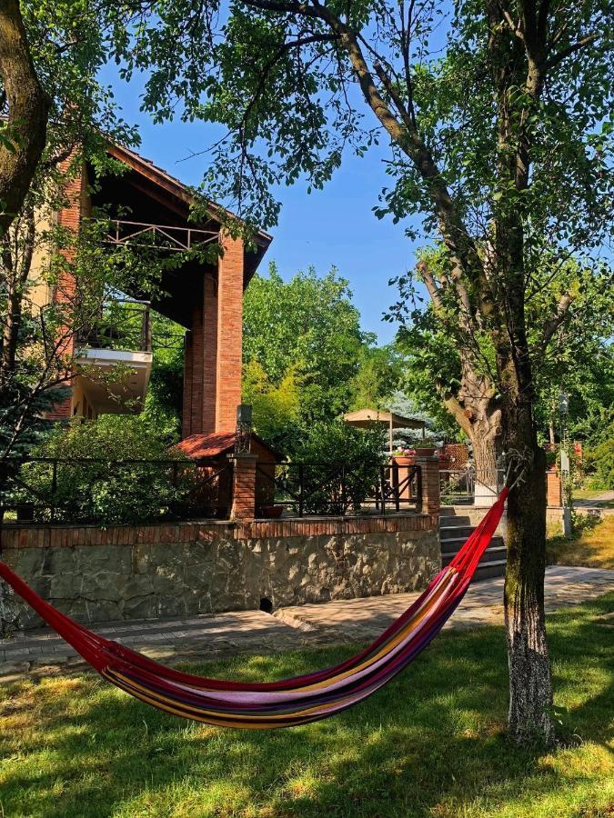 Hotel Giuaani Winery Manavi Esterno foto